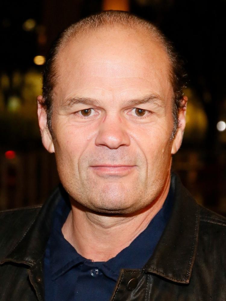 Photo of Chris Bauer