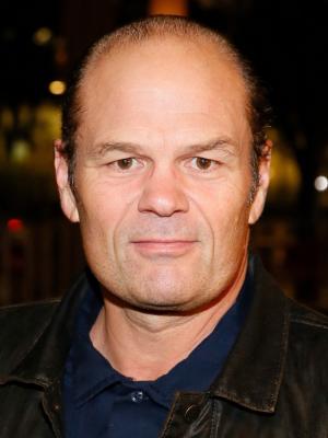 Chris Bauer