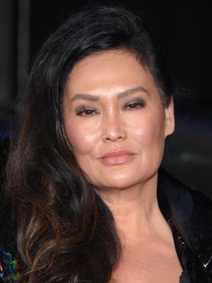 Tia Carrere