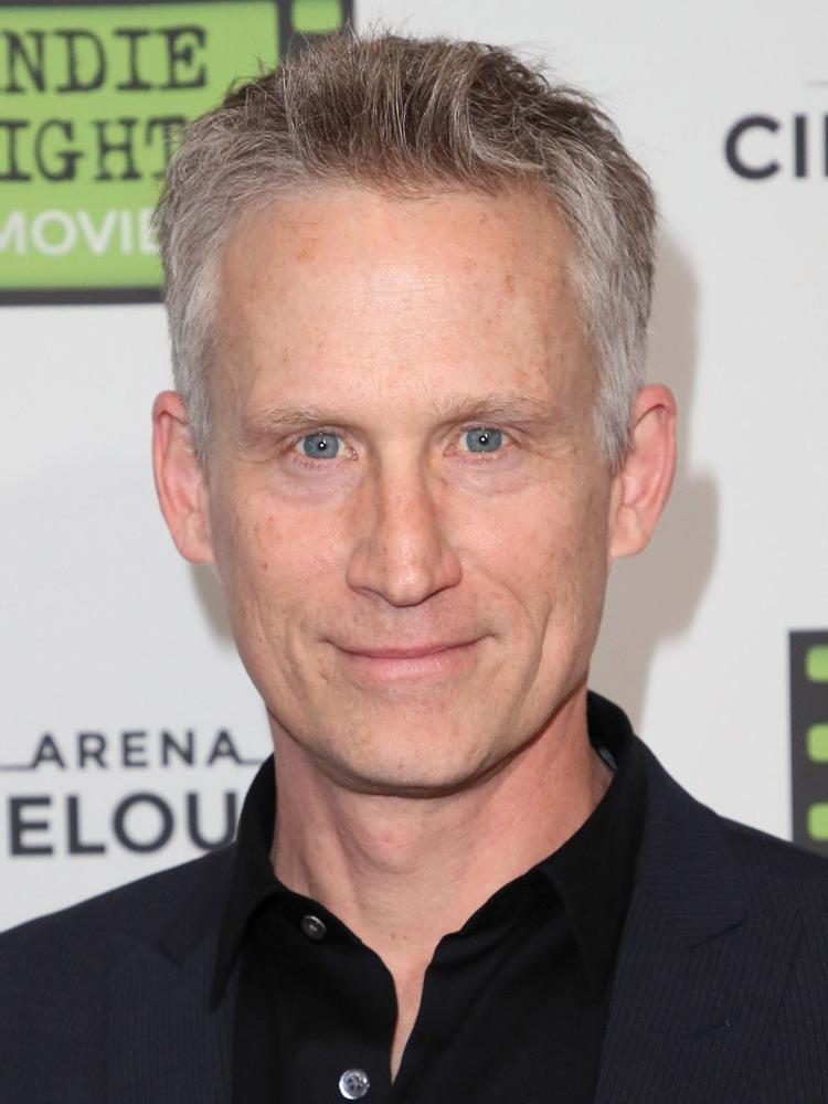 Photo of Reed Diamond