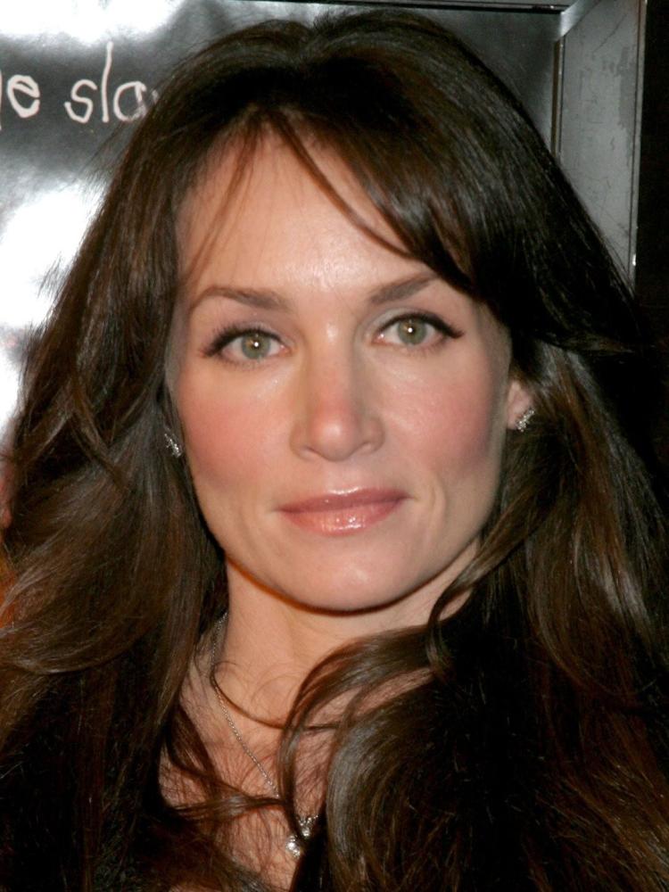 Photo of Kristen Cloke