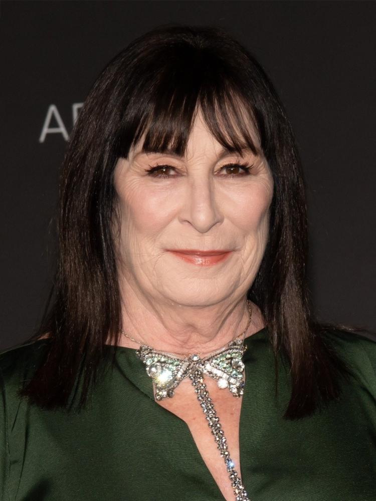 Photo of Anjelica Huston