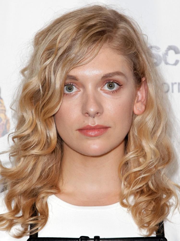 Photo of Lindsay LaVanchy