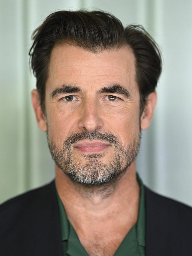 Photo of Claes Bang