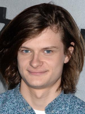Charlie Tahan