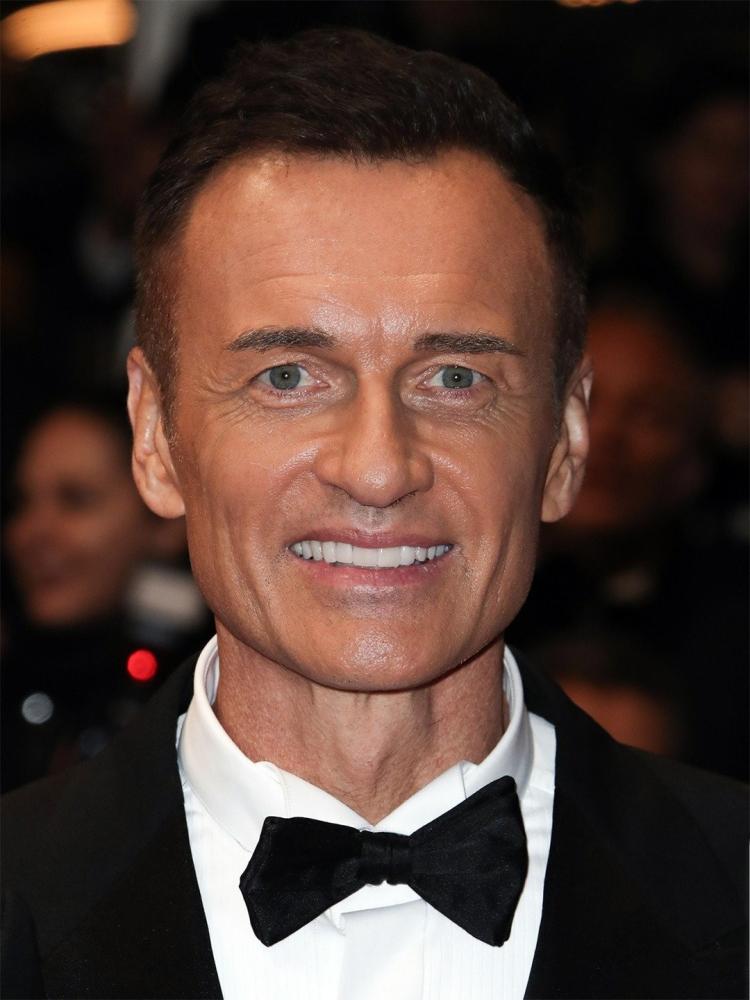 Photo of Julian McMahon