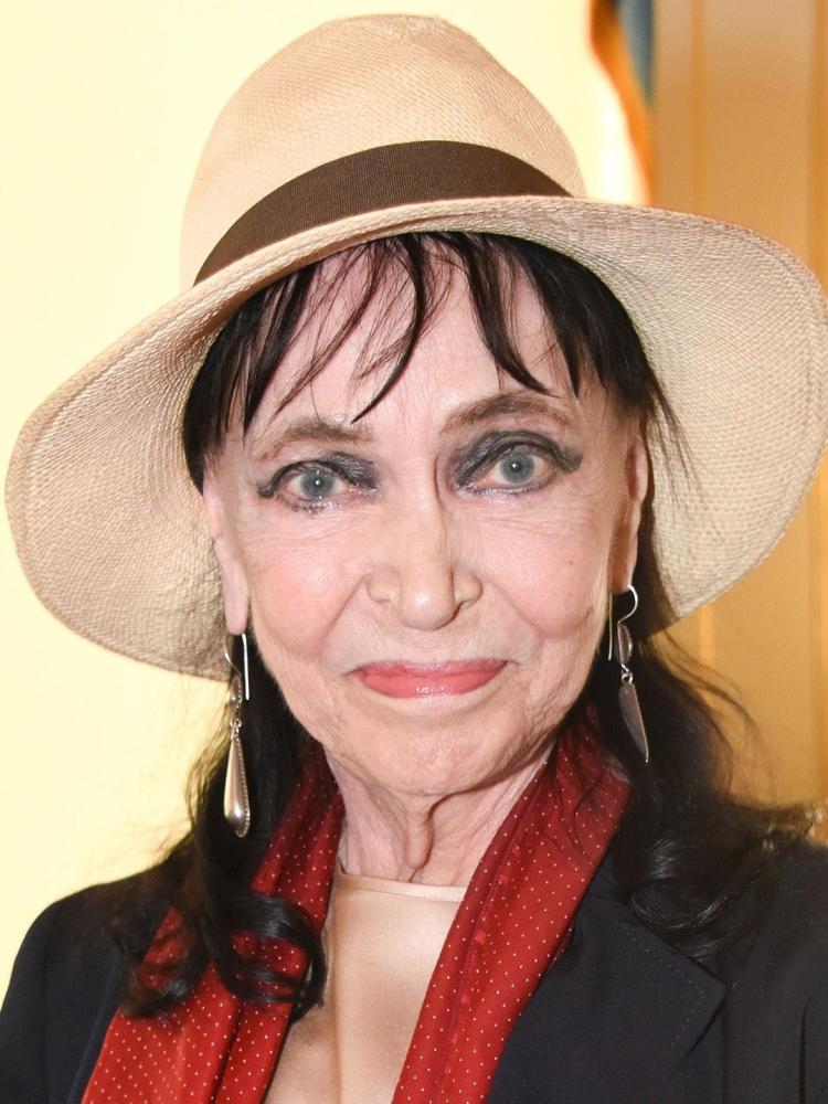 Photo of Anna Karina