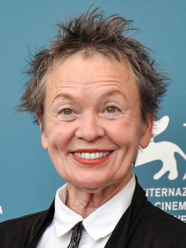 Photo of Laurie Anderson