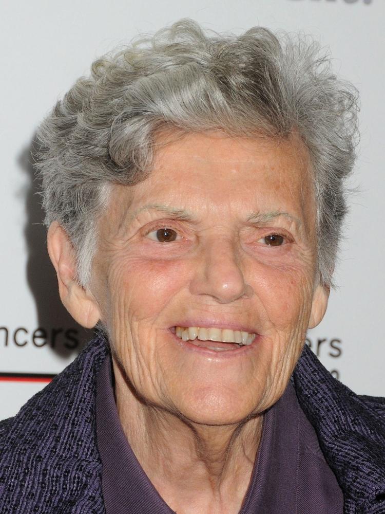 Photo of Carol Arthur