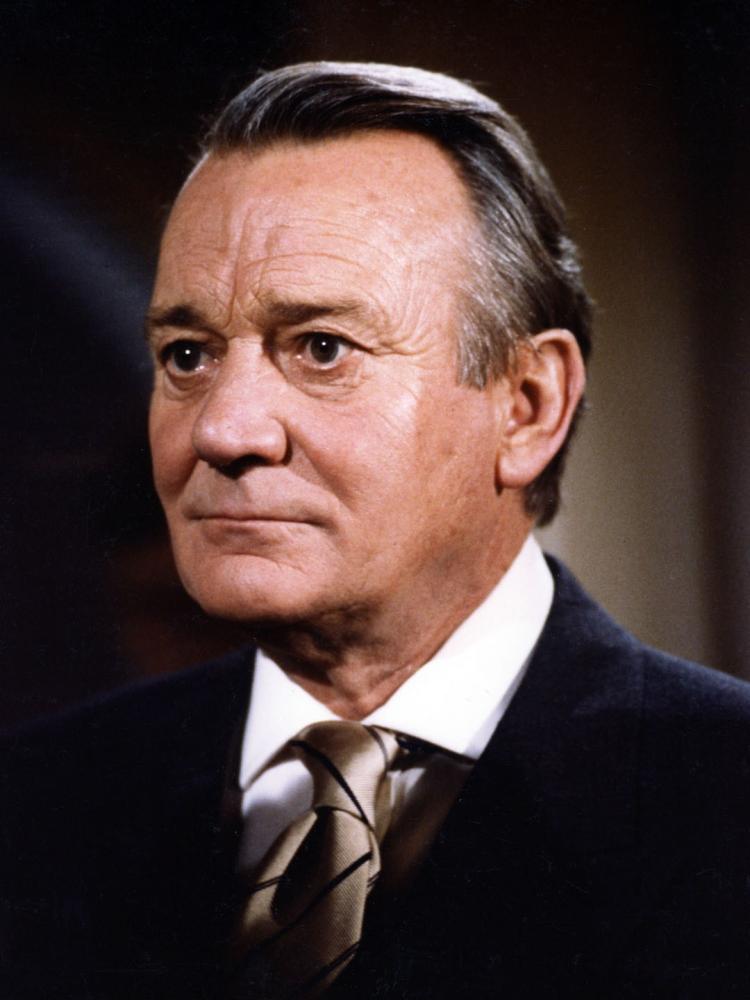 Photo of Denholm Elliott