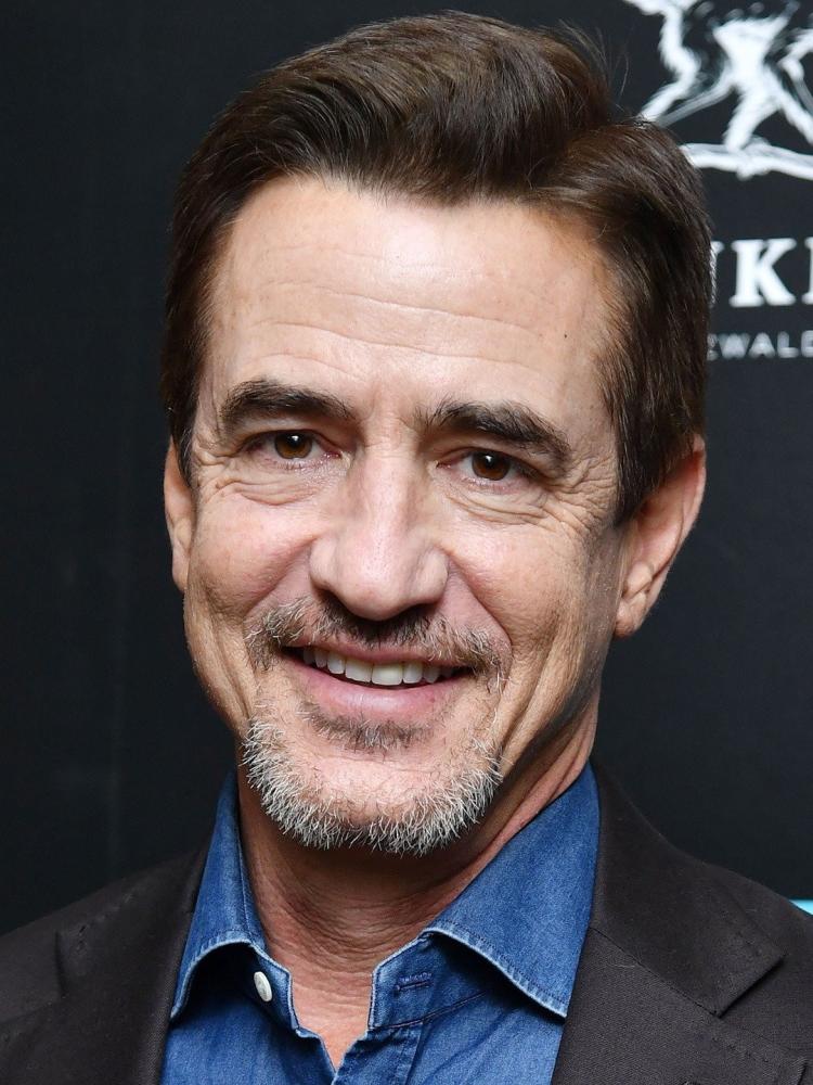 Photo of Dermot Mulroney