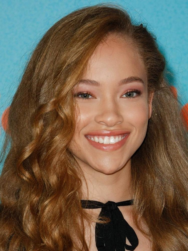 Photo of Shelby Simmons