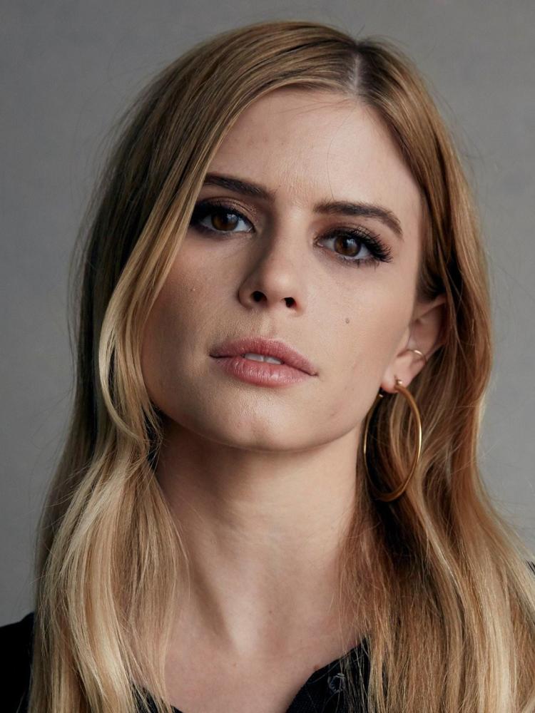Photo of Carlson Young