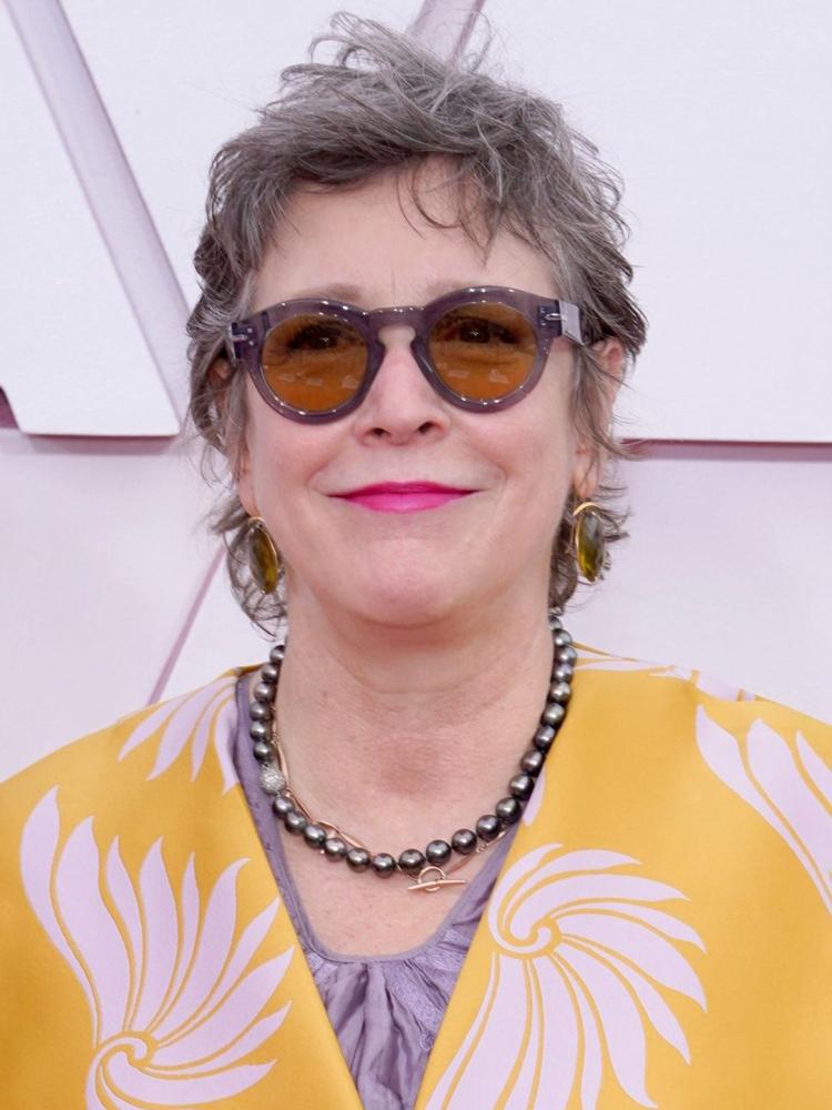 Photo of Elizabeth Keenan