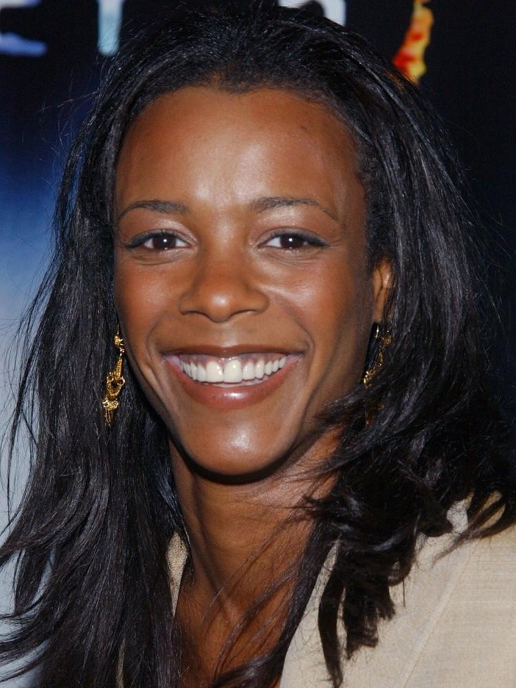 Photo of Leslie Silva
