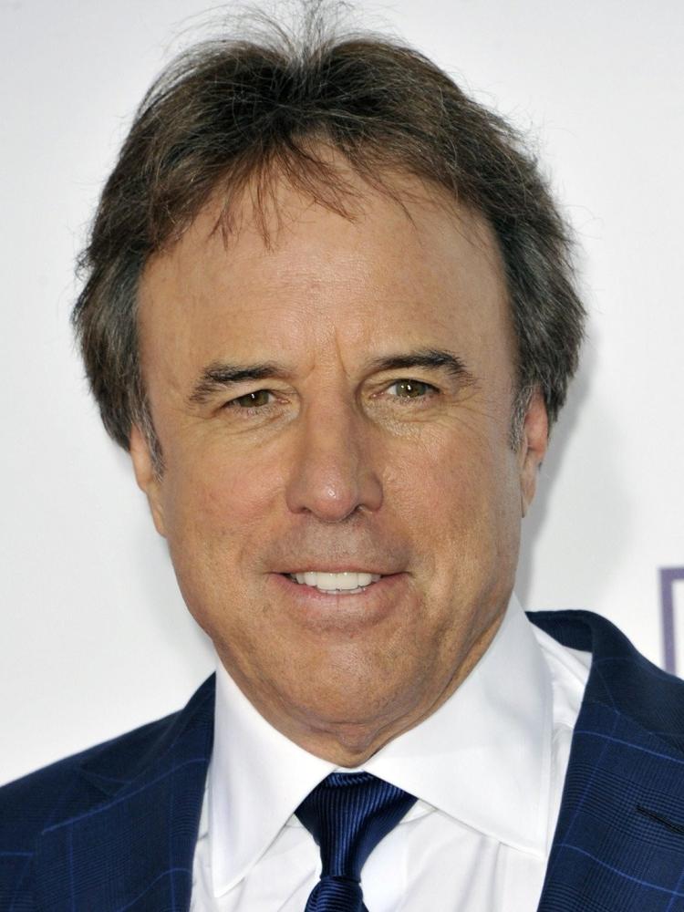 Photo of Kevin Nealon