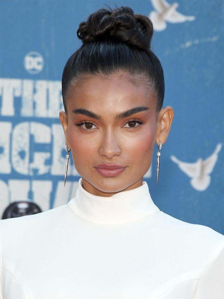 Photo of Kelly Gale