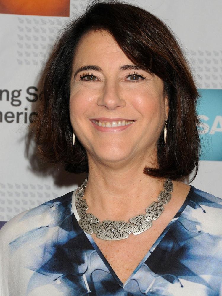 Photo of Ellen Lewis
