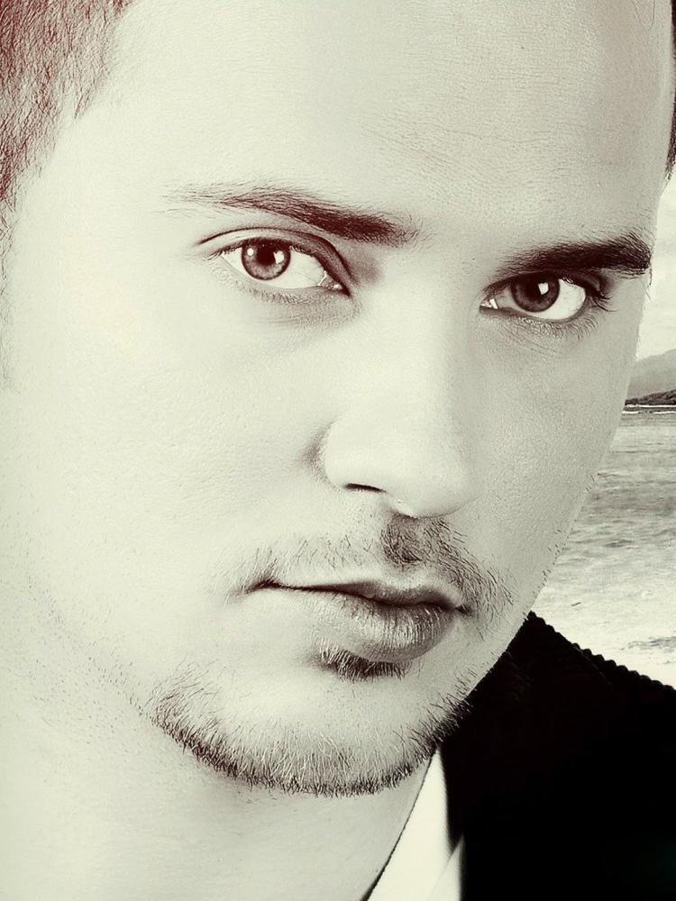 Photo of Louis James