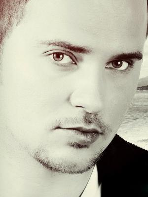 Louis James