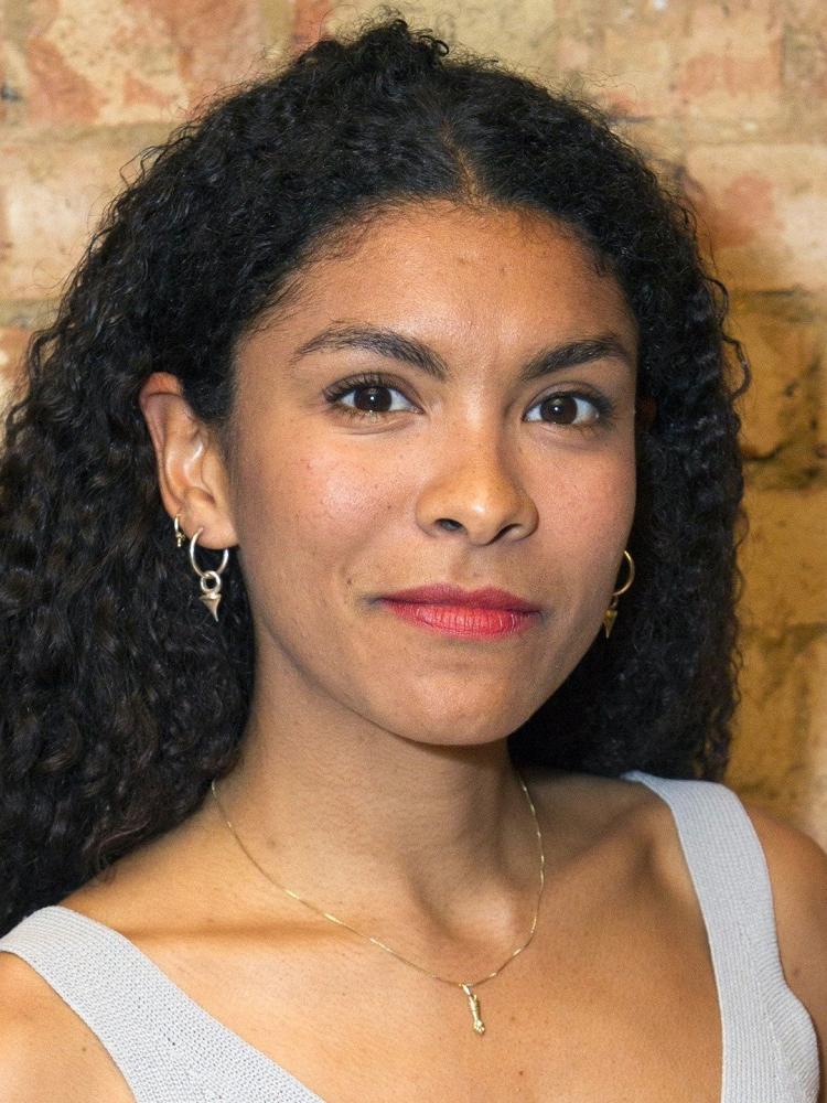 Photo of Thalissa Teixeira