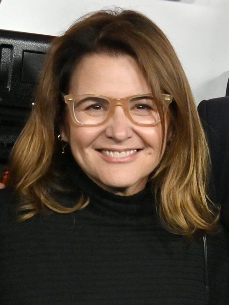 Photo of Holly Bario
