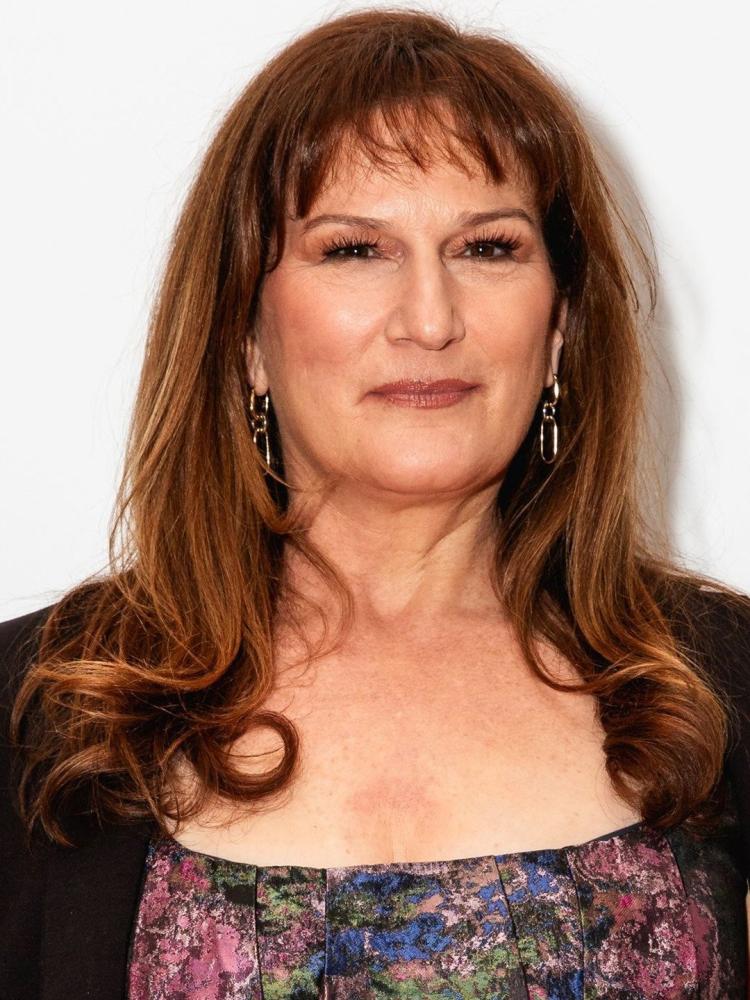 Photo of Ana Gasteyer