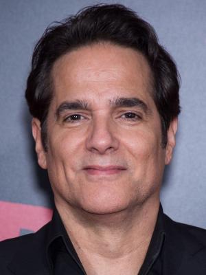 Yul Vazquez