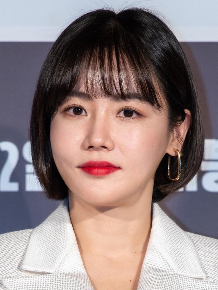Photo of Hwang Woo Seul-hye