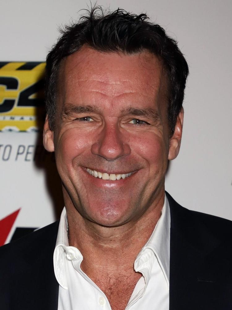 Photo of David James Elliott
