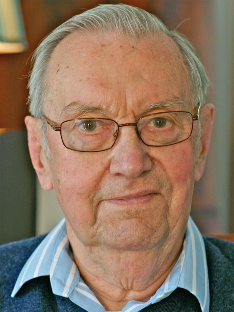 Photo of Oswald Morris