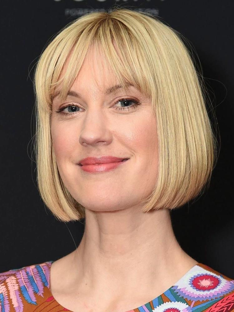 Photo of Lauren Lee Smith