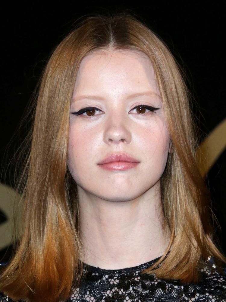 Photo of Mia Goth