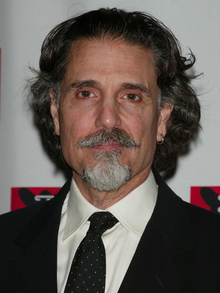 Photo of Chris Sarandon