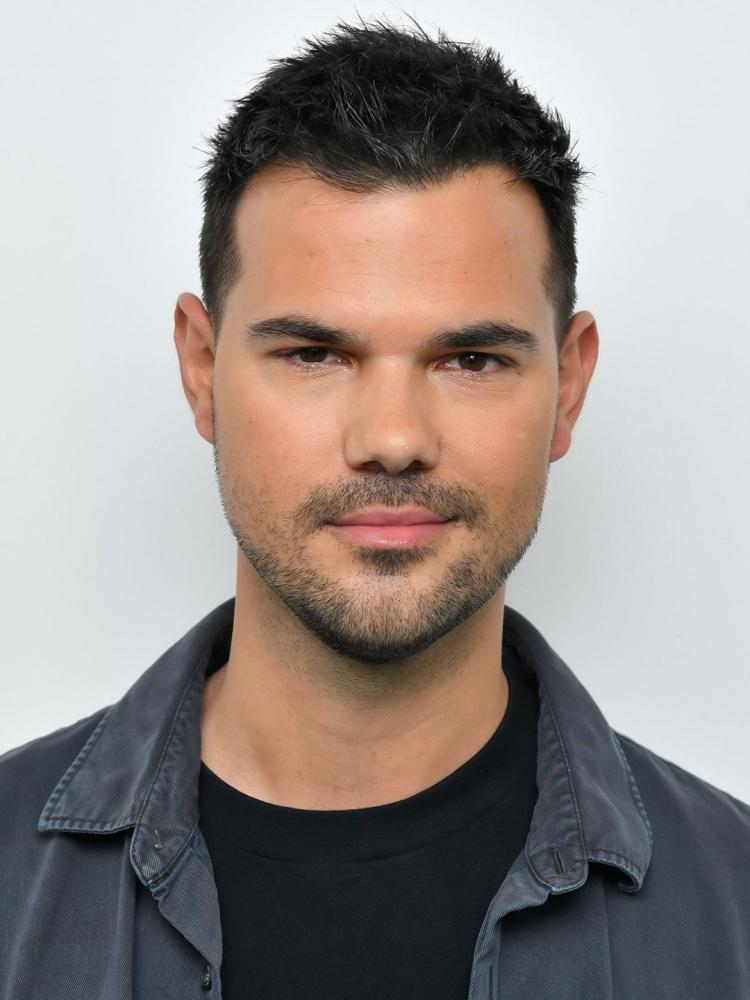 Photo of Taylor Lautner
