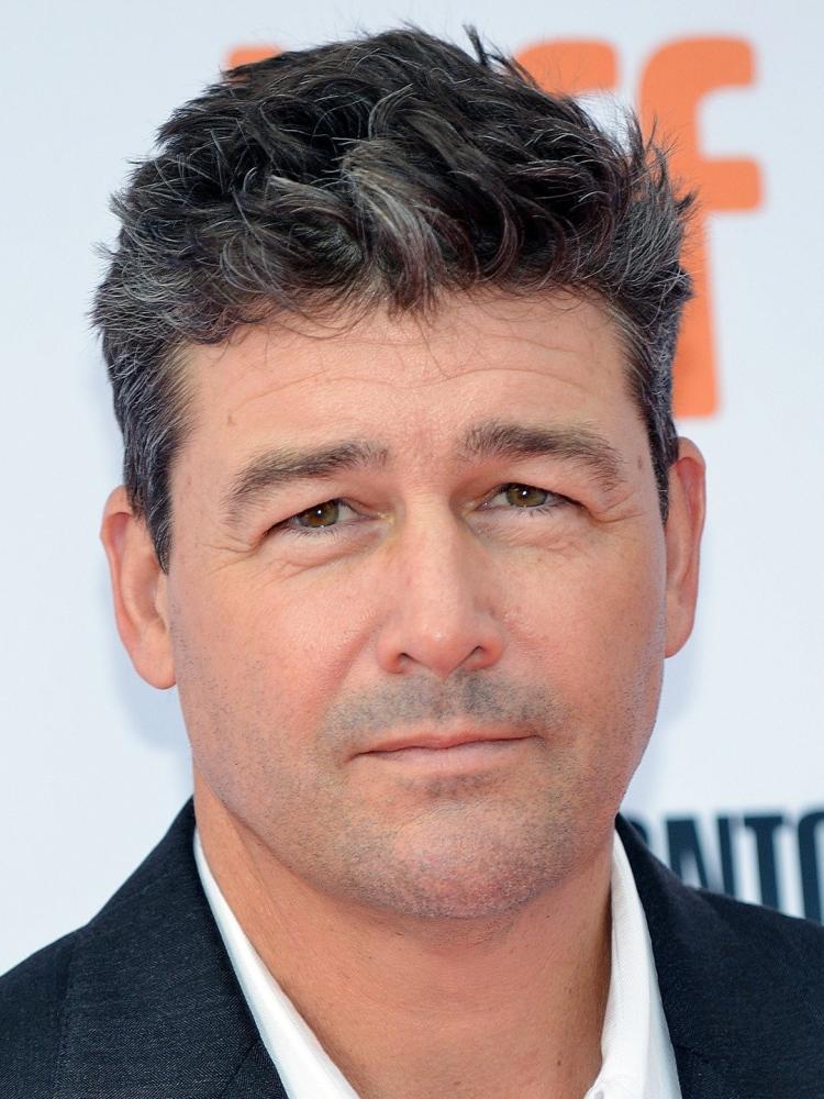 Photo of Kyle Chandler
