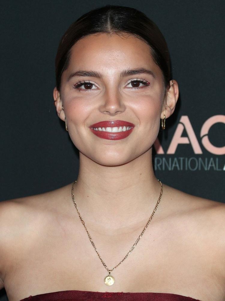 Photo of Inde Navarrette