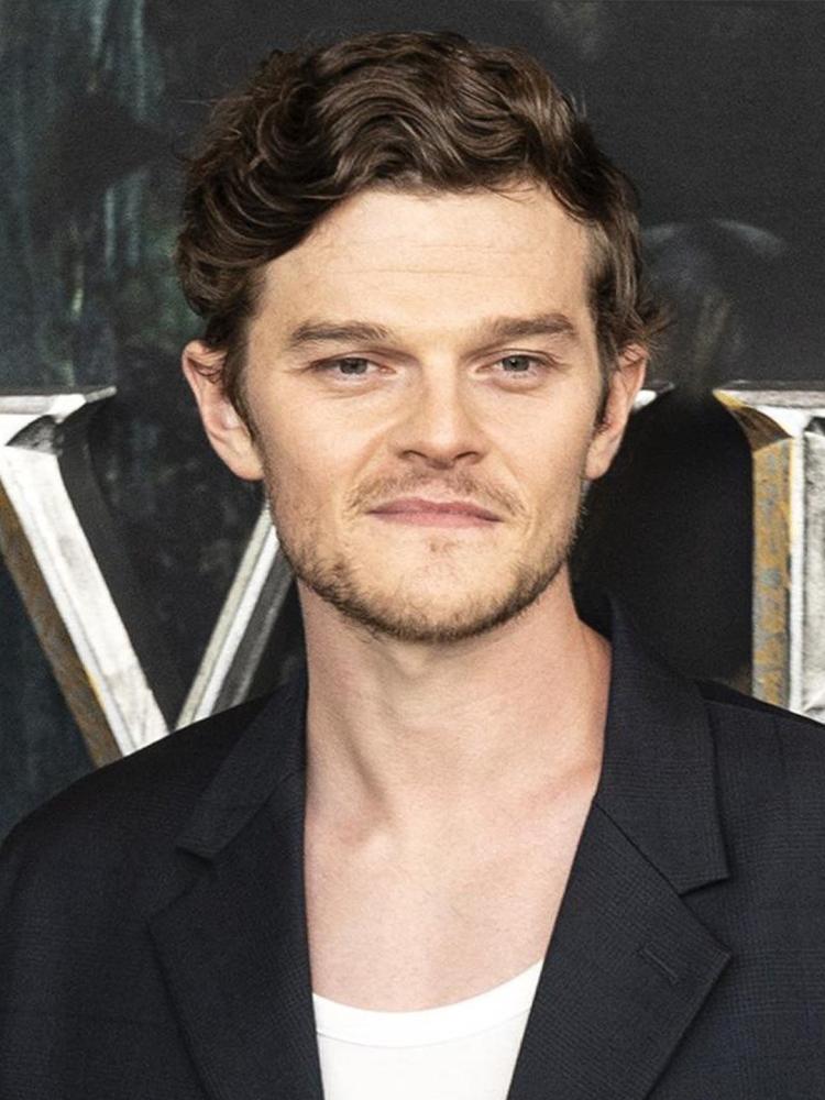 Photo of Robert Aramayo