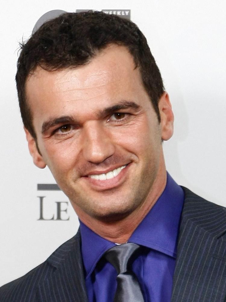 Photo of Tony Dovolani