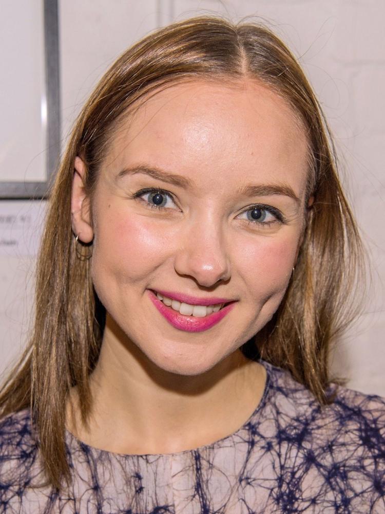 Photo of Alexandra Dowling