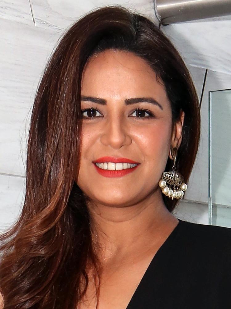 Photo of Mona Singh