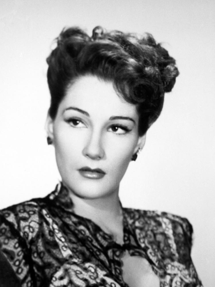 Photo of Doris Dowling