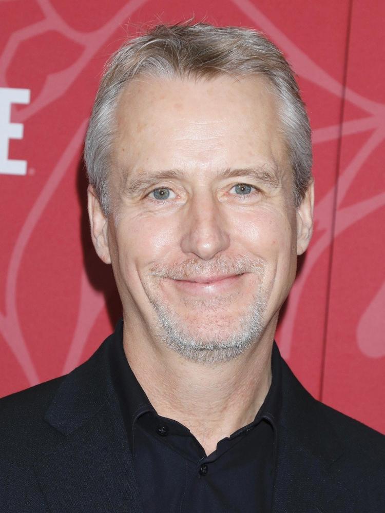 Photo of Linus Roache