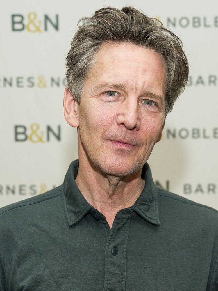Photo of Andrew McCarthy