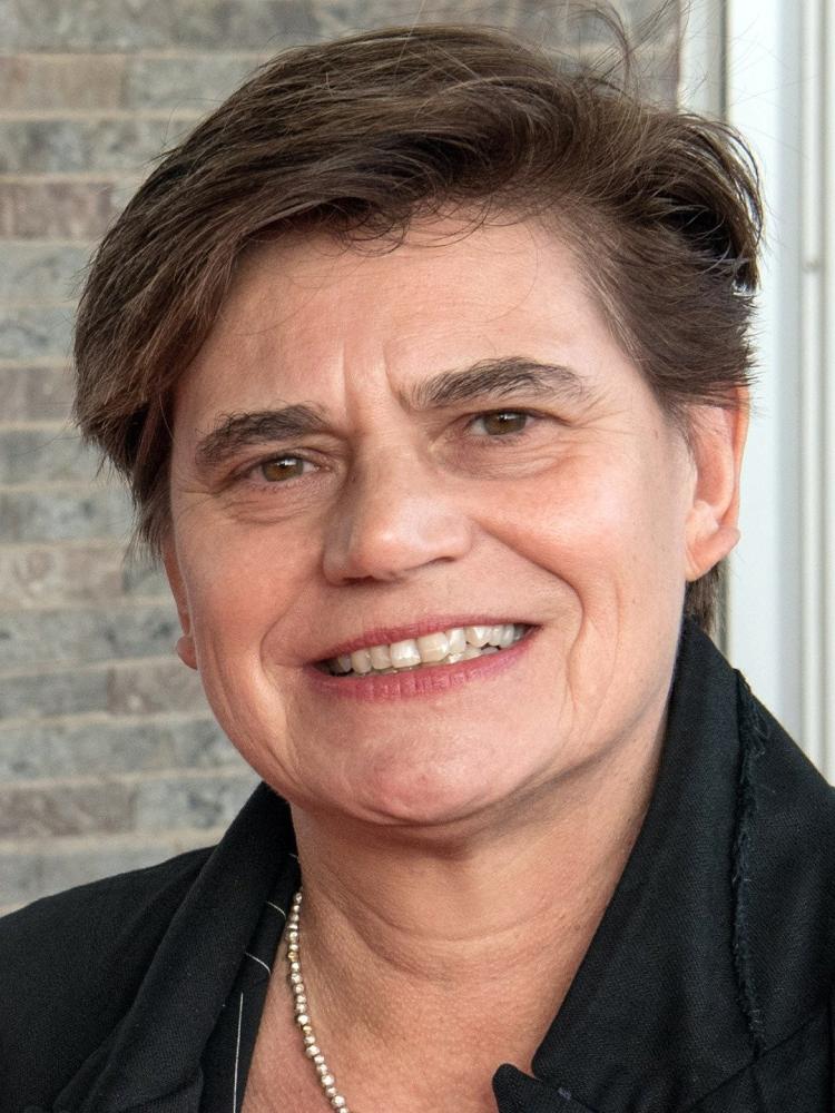 Photo of Bettina Böhler