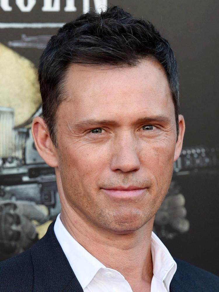 Photo of Jeffrey Donovan