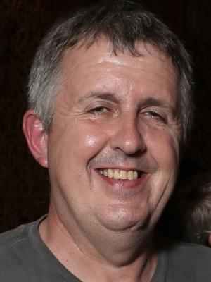 Douglas Mackinnon