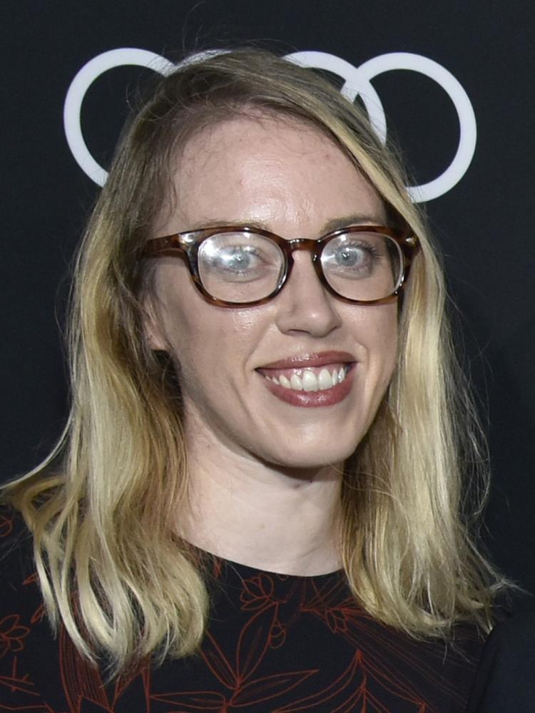 Photo of Lauren Belfer