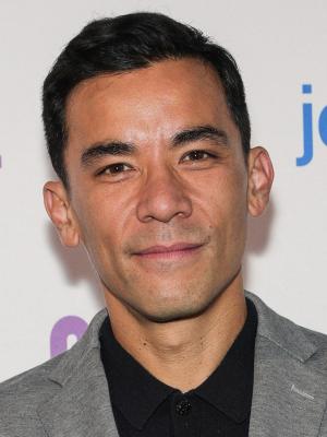 Conrad Ricamora