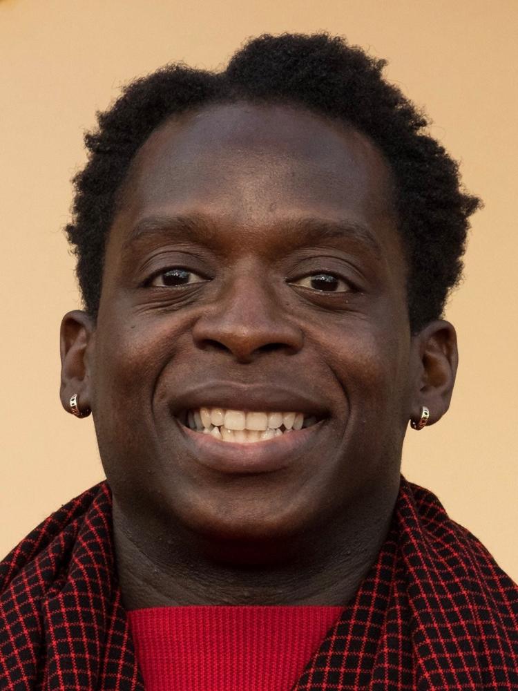 Photo of Kobna Holdbrook-Smith